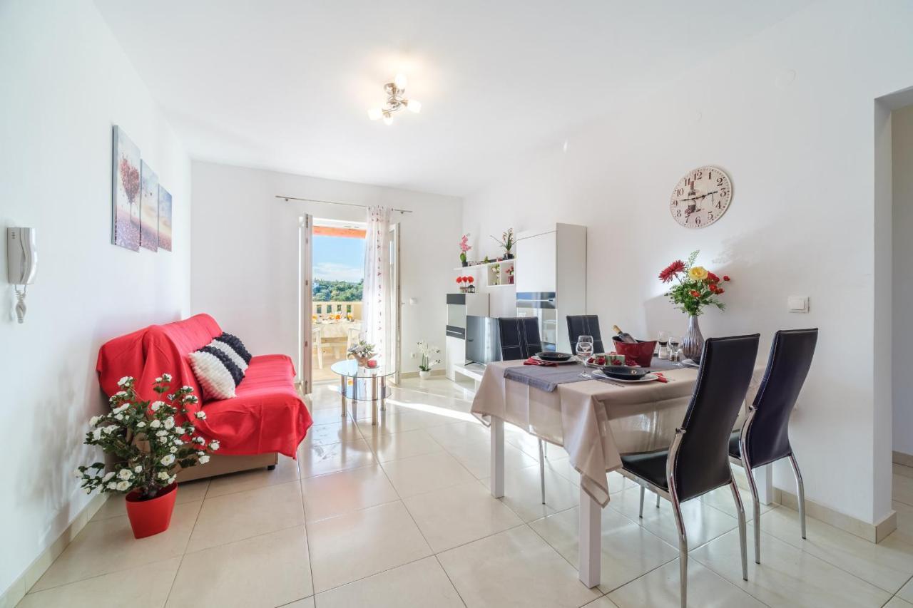 Apartment Ankora Supetar