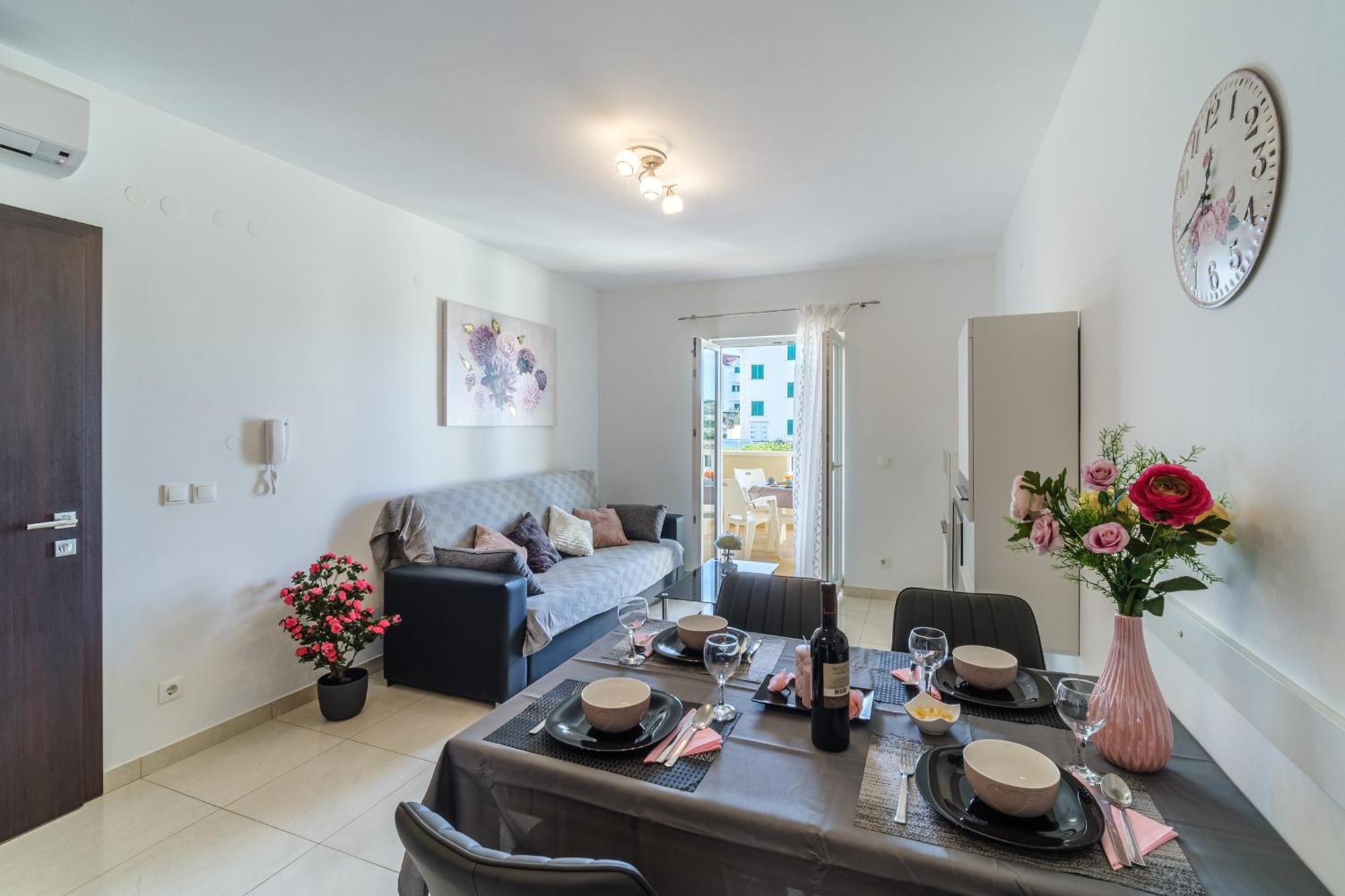 Ankora Apartment *